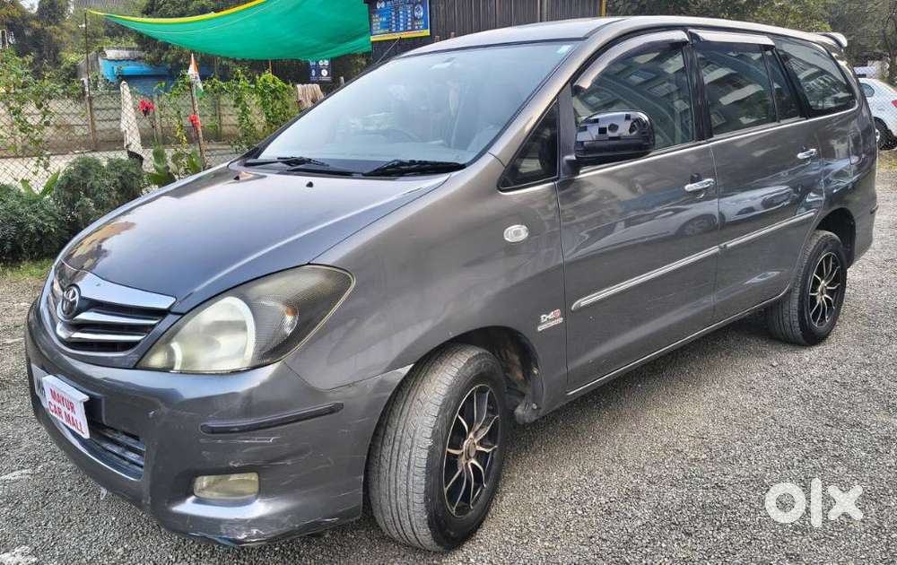 Toyota Innova 2.5 V 7 Str, 2011, Diesel