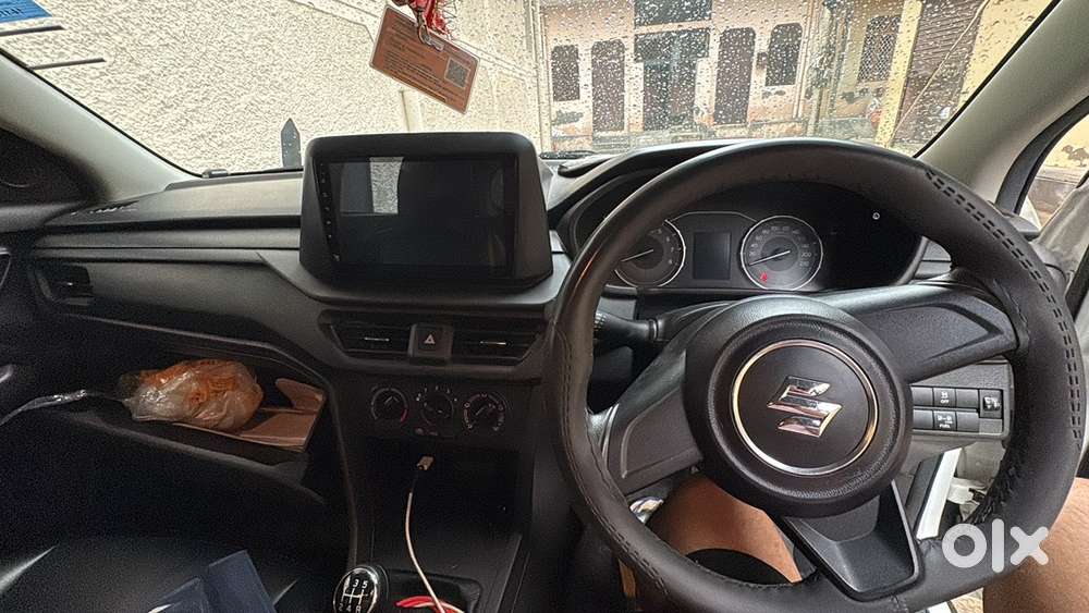 Maruti Suzuki Brezza Lxi 2024 October Single Handed 30000 Km