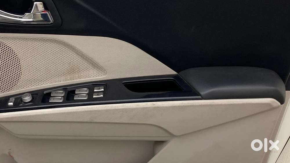 Mahindra Xuv300 W8 Amt Optional Diesel, 2021, Diesel