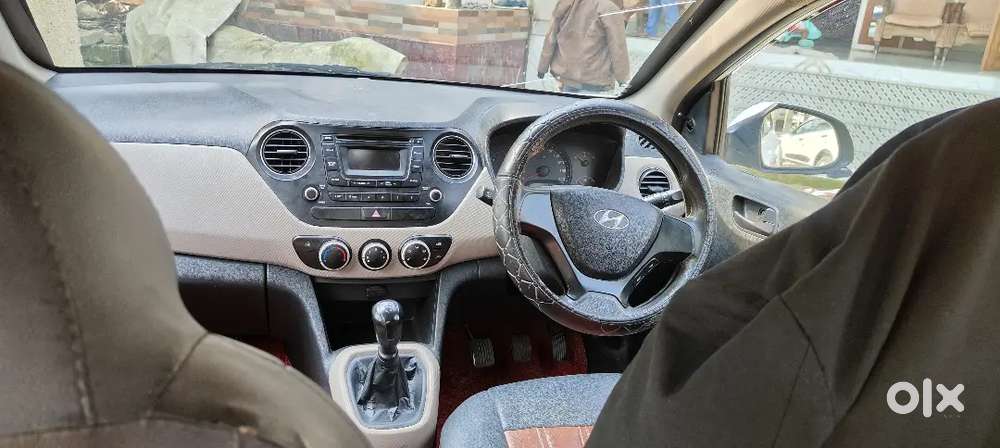 Hyundai Xcent 2015