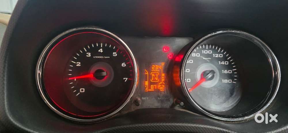 Mahindra Tuv 300 Mhawk100 T8, 2017, Diesel