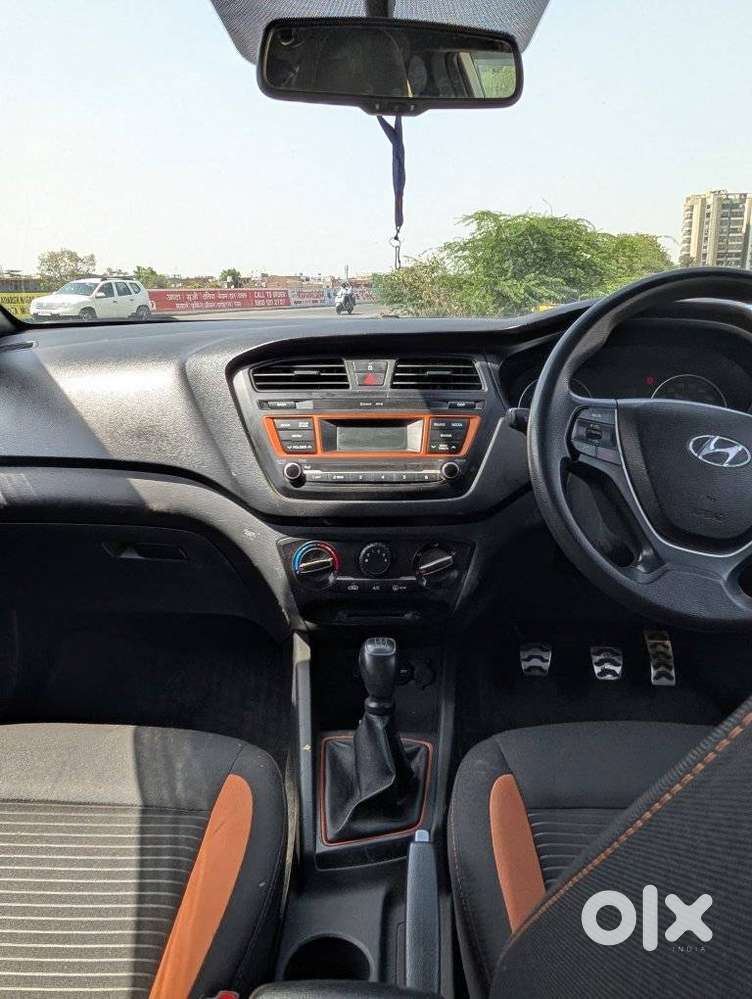 Hyundai I20 Sportz 1.2 Vtvt, 2017, Petrol