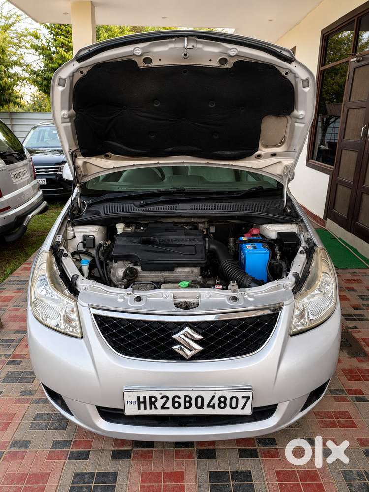 Maruti Suzuki Sx4 Vxi Bsiv, 2012, Petrol