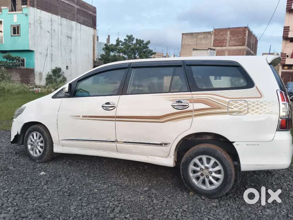 Toyota Innova 2.5 G 2014 Diesel 7 Str