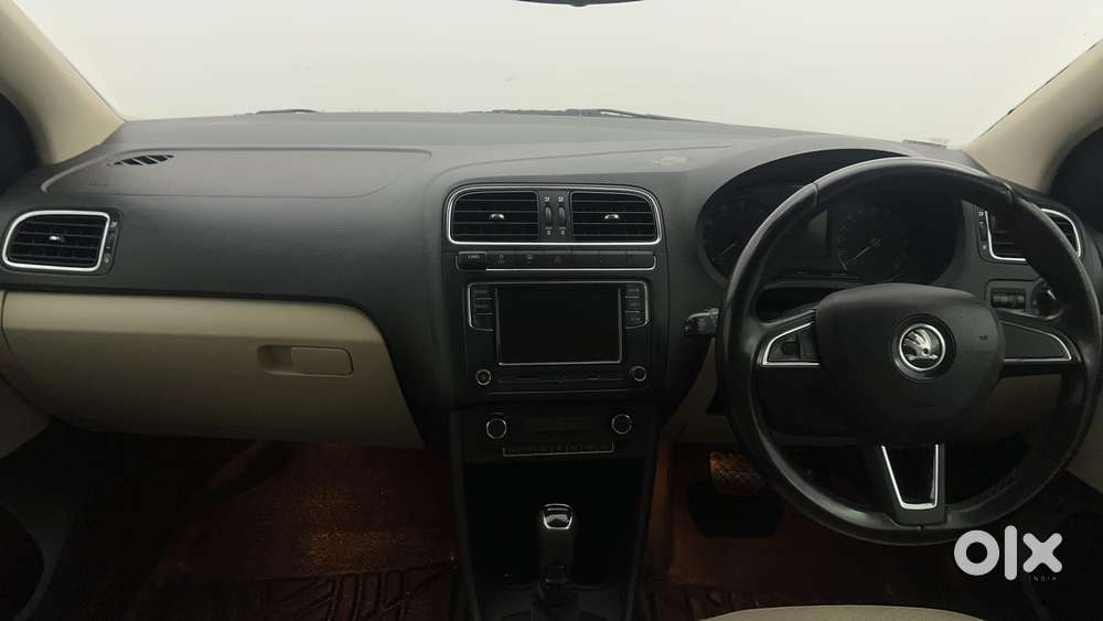 Skoda Rapid 1.0 Style At, 2020, Petrol