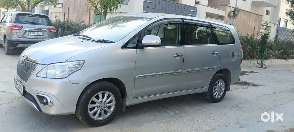 Toyota Innova 2013 Diesel Well Maintained
