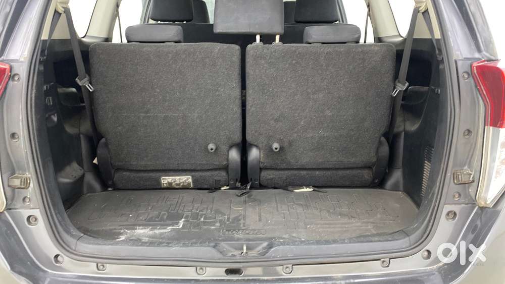 Toyota Innova Crysta 2.4 Vx Mt, 2016, Diesel