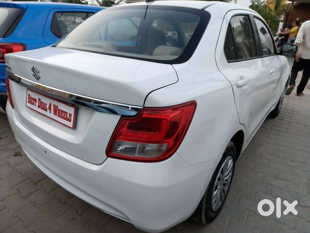 Maruti Suzuki Dzire 1.2 Vxi Amt, 2021, Petrol