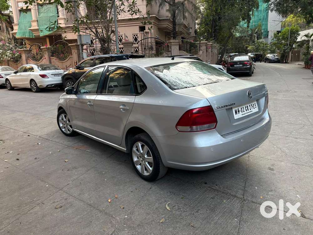 Volkswagen Vento 2010-2013 Petrol Highline, 2011, Petrol