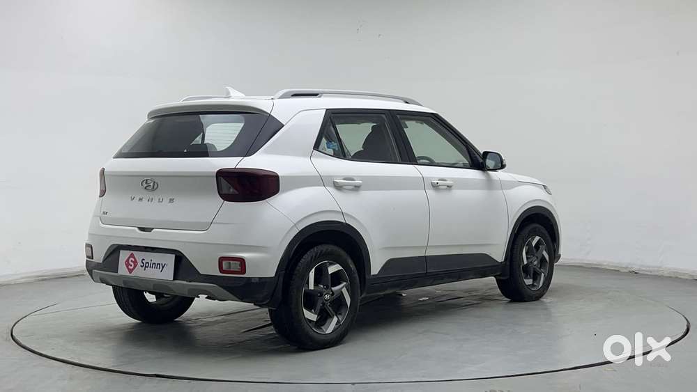 Hyundai Venue [2022-ongoing] 1.5 Crdi Sx, 2021, Diesel