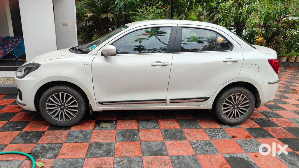 Maruti Suzuki Dzire 1.2 Zxi Plus Amt, 2017, Petrol