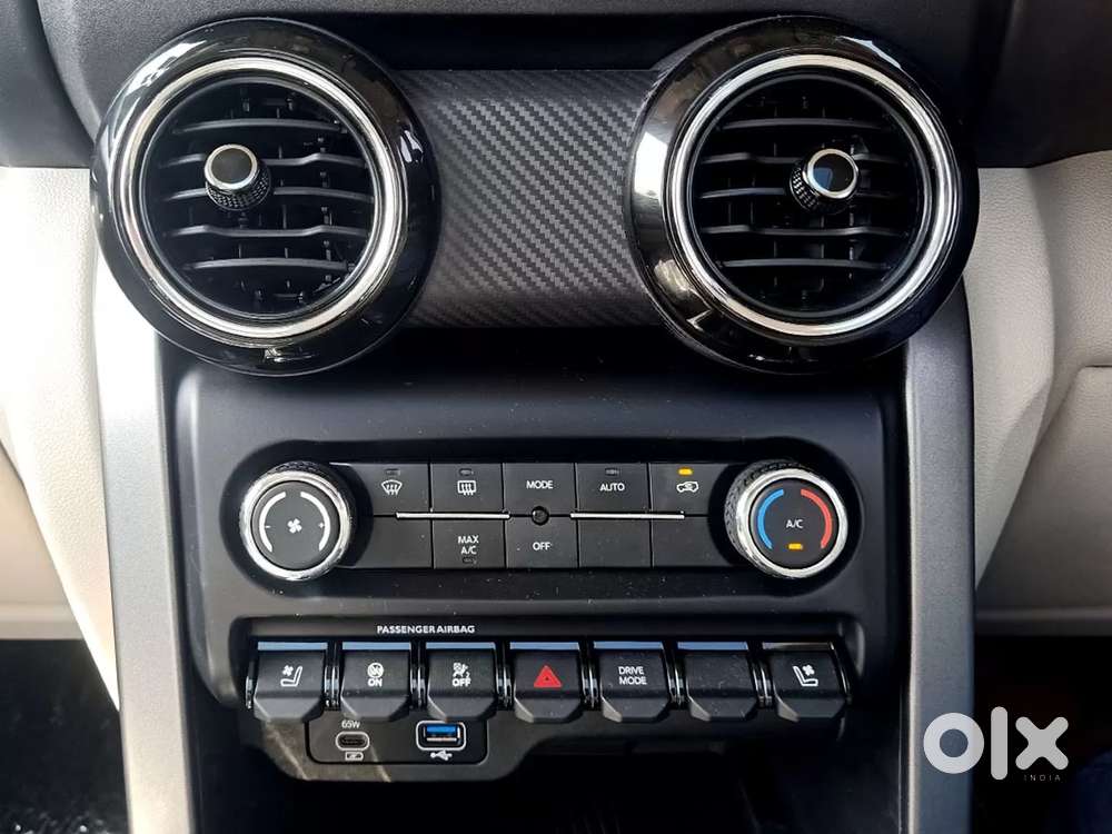 Mahindra Thar Roxx, 2026, Petrol