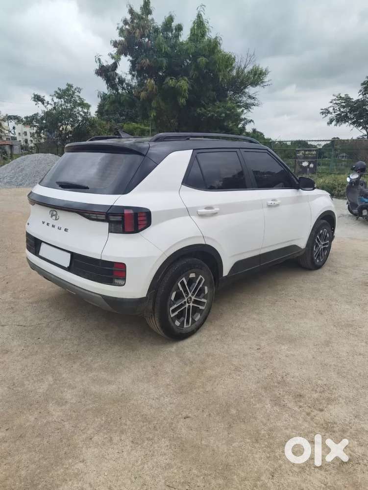 Hyundai Venue [2022-ongoing] 1.5 Crdi Sx, 2023, Diesel