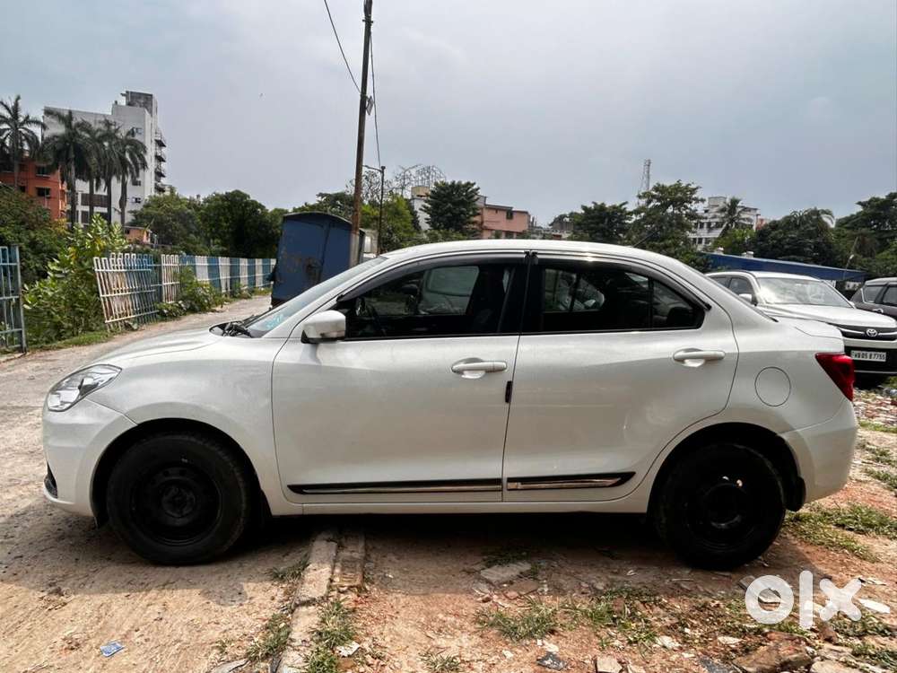 Maruti Suzuki Dzire 1.2 Vxi, 2024, Petrol