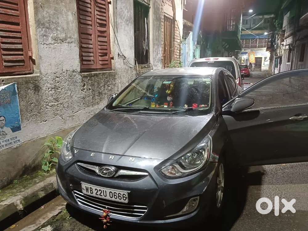 Hyundai Verna 2012