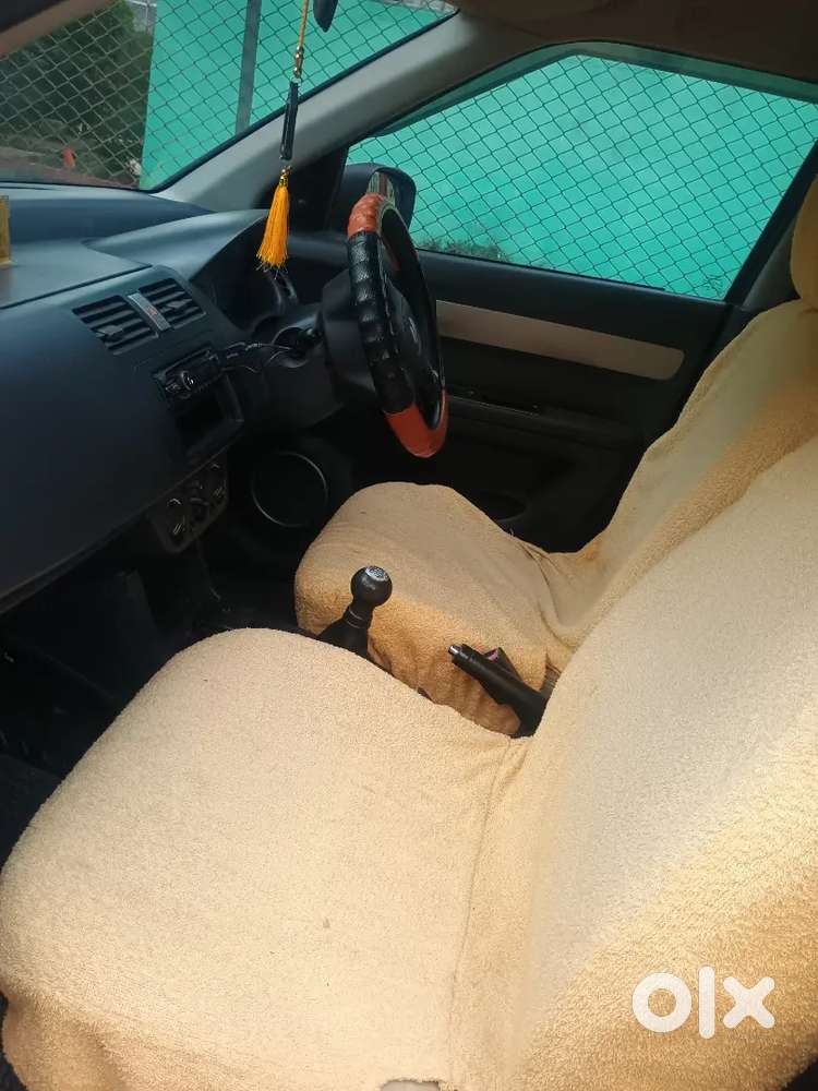 Maruti Suzuki Swift 2006 Petrol