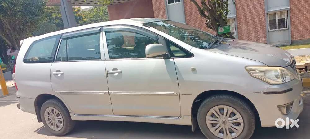 Toyota Innova 2.5 Diesel 2012