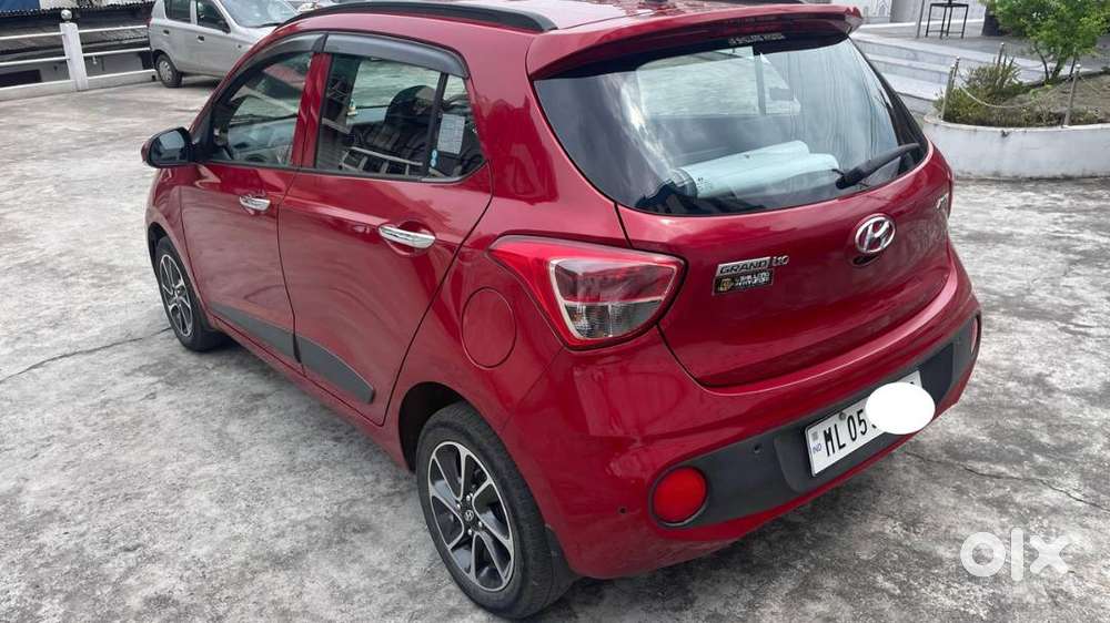 Grand I10 Asta 2018  Fiery Red  22,300 Km  Excellent Condition