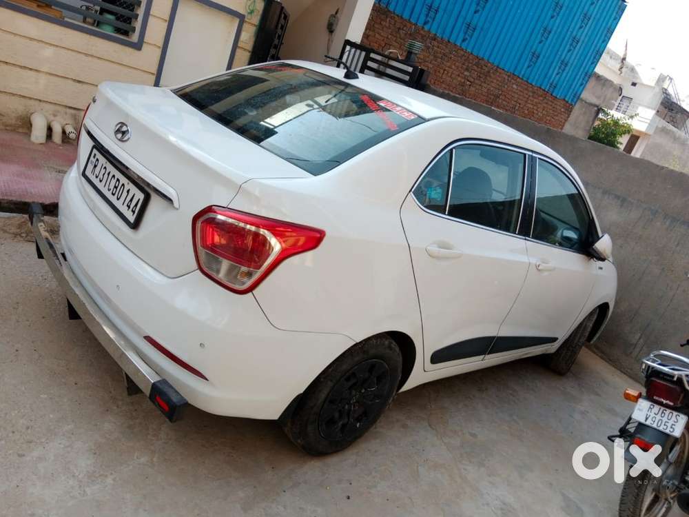 Hyundai Xcent 2016 Diesel 120000 Km Driven