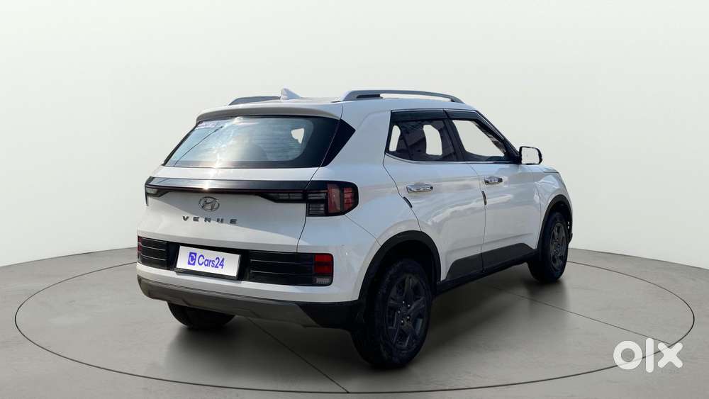 Hyundai Venue 1.2 S (o), 2023, Petrol