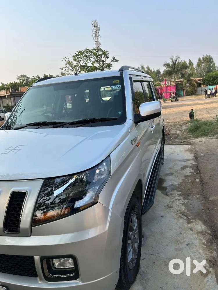 Mahindra Tuv 300 2018