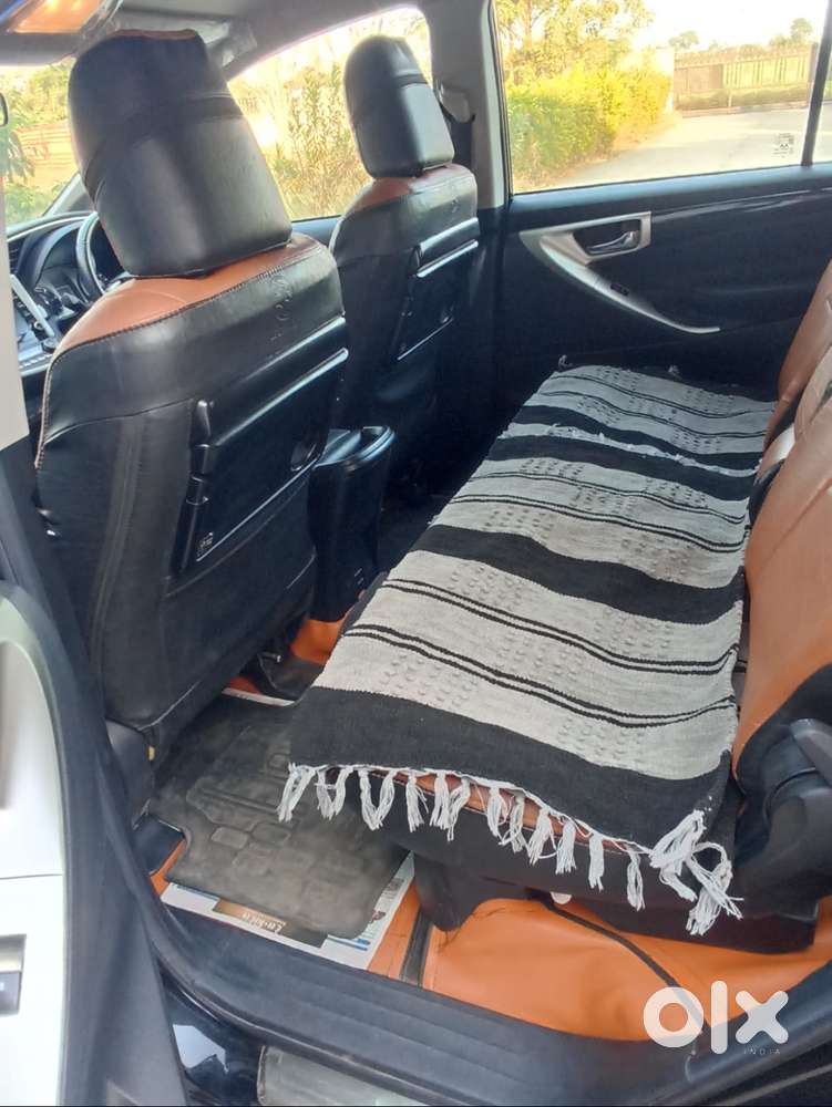 Toyota Innova 2.4 V