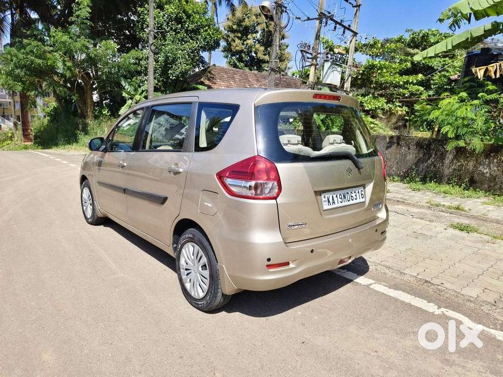 Maruti Suzuki Ertiga Zxi, 2013, Petrol