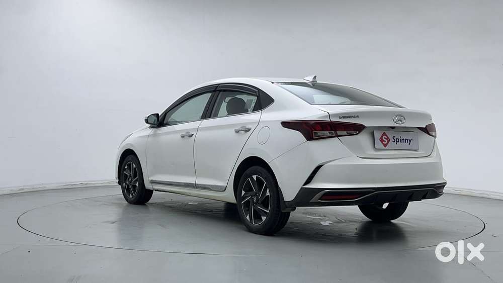 Hyundai Verna 1.5 Sx (o) Vtvt Ivt, 2021, Petrol