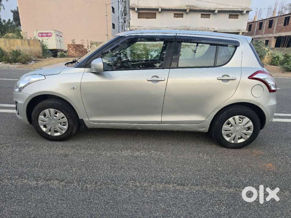 Maruti Suzuki Swift 1.2 Lxi (o), 2017, Cng & Hybrids