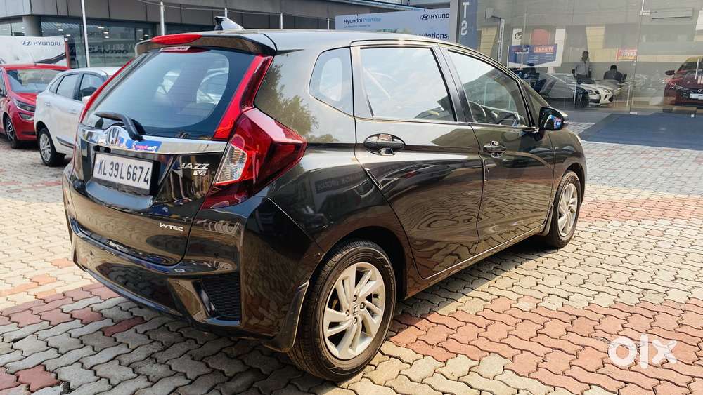 Honda Jazz V At I-vtec, 2017, Petrol