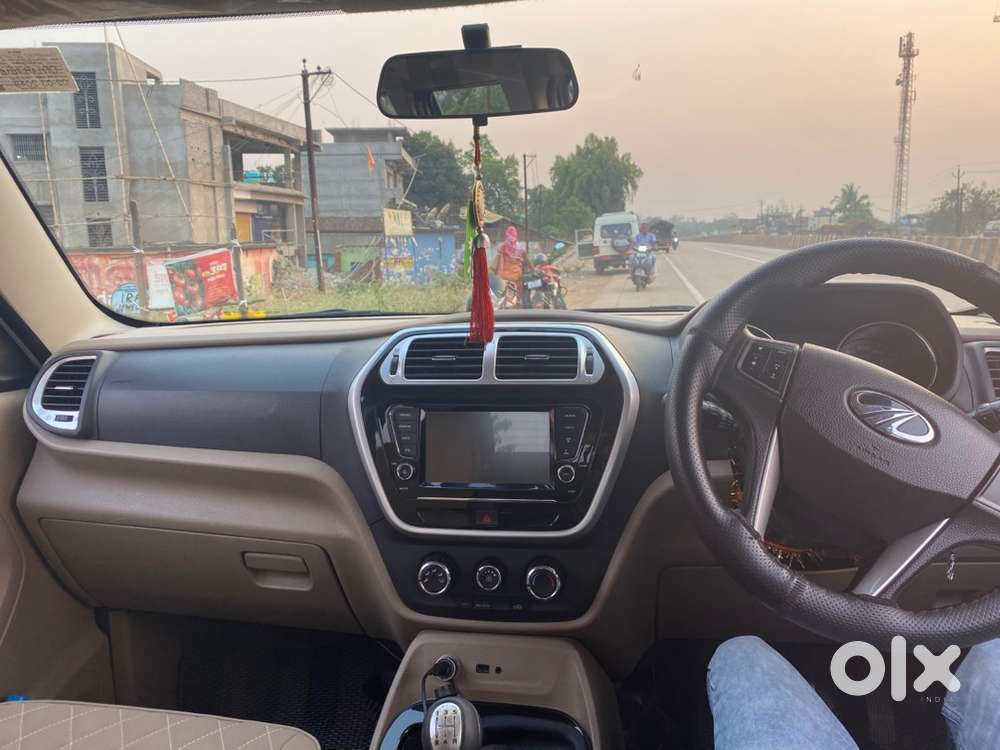 Mahindra Tuv 300 2019 Diesel 150000 Km Driven