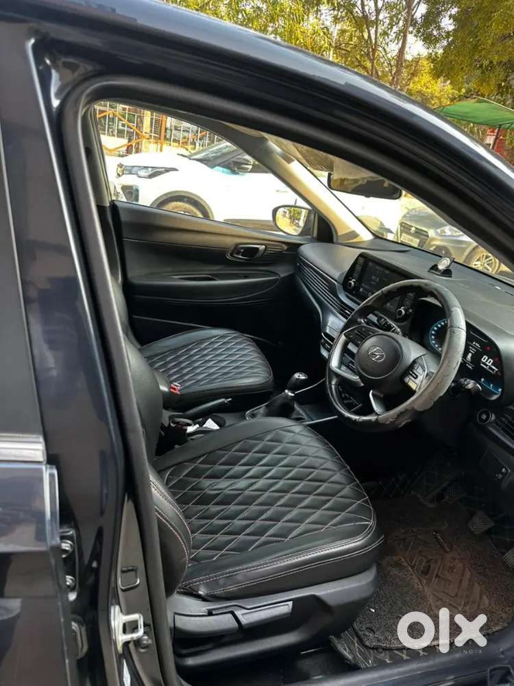 I20 With Good Condition With Sunroof And Bose Speakers