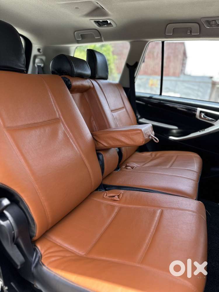 Toyota Innova Crysta [2020-ongoing] 2.4 Vx 8 Str, 2021, Diesel