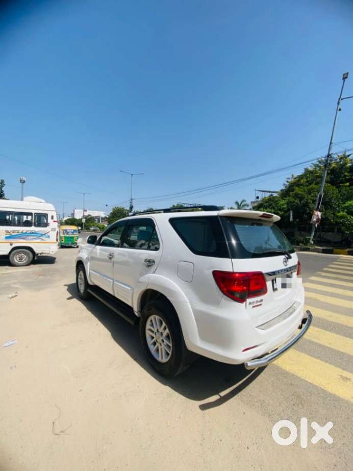 Toyota Fortuner, 2012, Diesel
