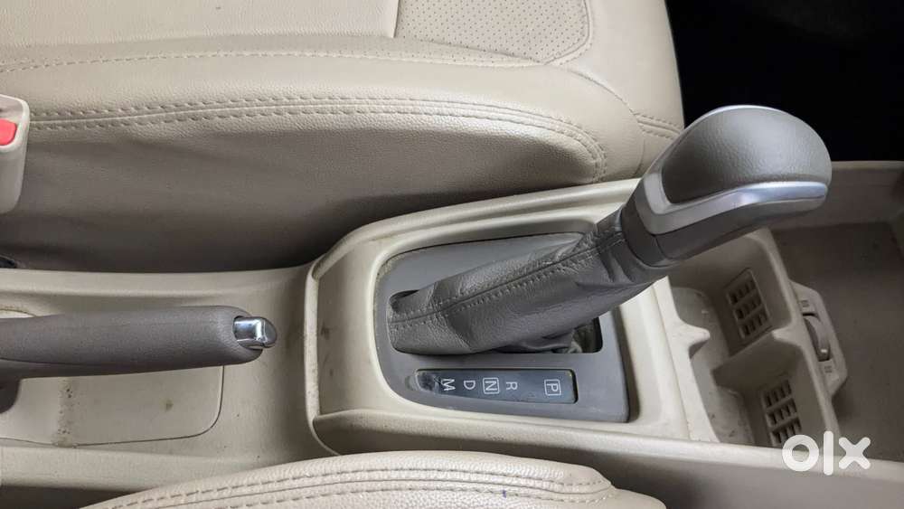 Maruti Suzuki Ertiga Zxi At Petrol, 2022, Petrol