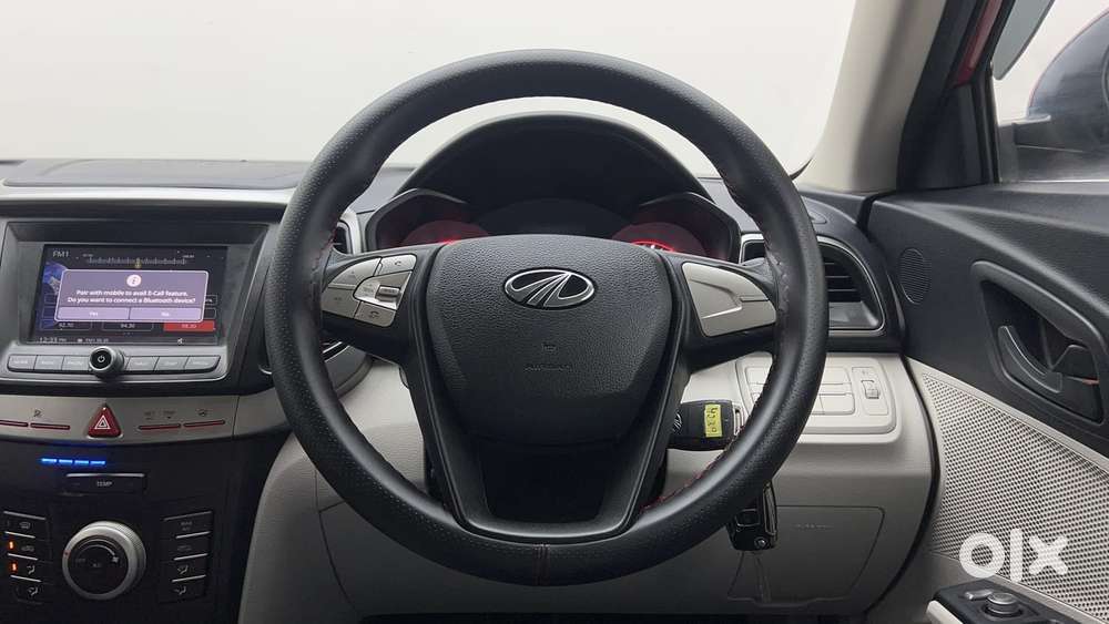 Mahindra Xuv300 1.2 W6 Amt Petrol, 2021, Petrol