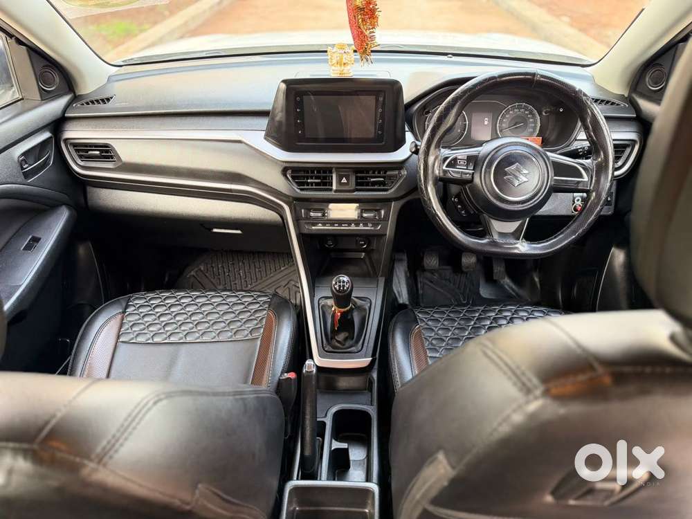 Maruti Suzuki Brezza 1.5 Vxi Smart Hybrid, 2025, Petrol