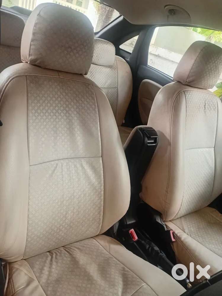 Fiat Linea 2010 Petrol 60000 Km Driven