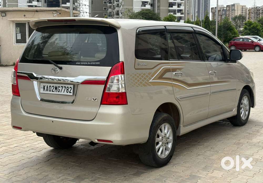 Toyota Innova 2.5 V 7 Str, 2012, Diesel