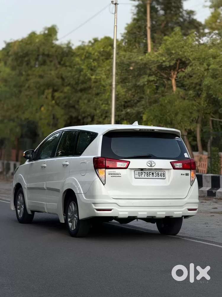 Toyota Innova Crysta 2.4 G Mt 7 Str, 2018, Diesel