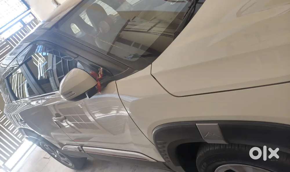 Maruti Brezza Vxi For Sale Only 4100km Running New Showroom Condition.