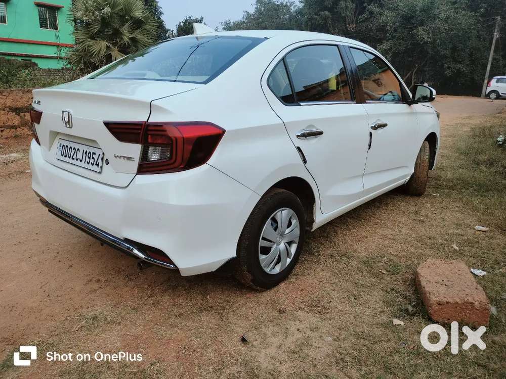 Honda Amaze 2023 Petrol Well Maintained