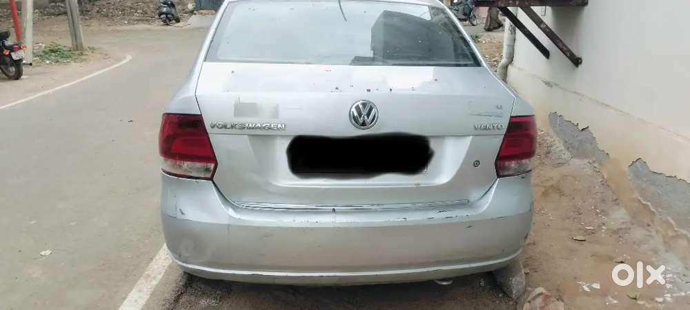 Volkswagen Vento 2011 Petrol 70000 Km Driven