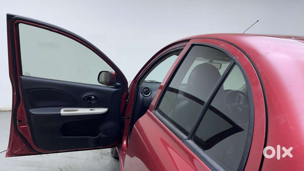Nissan Micra Active Xv, 2015, Petrol