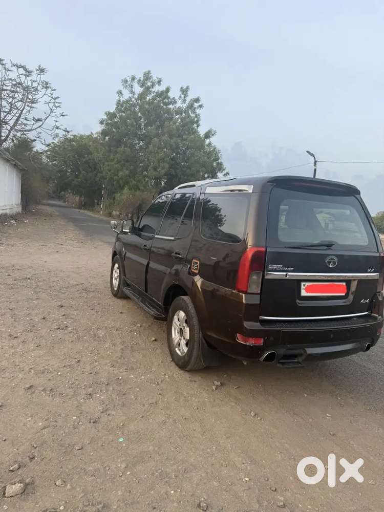 Tata Safari Storme 2013 Diesel 135000 Km Driven