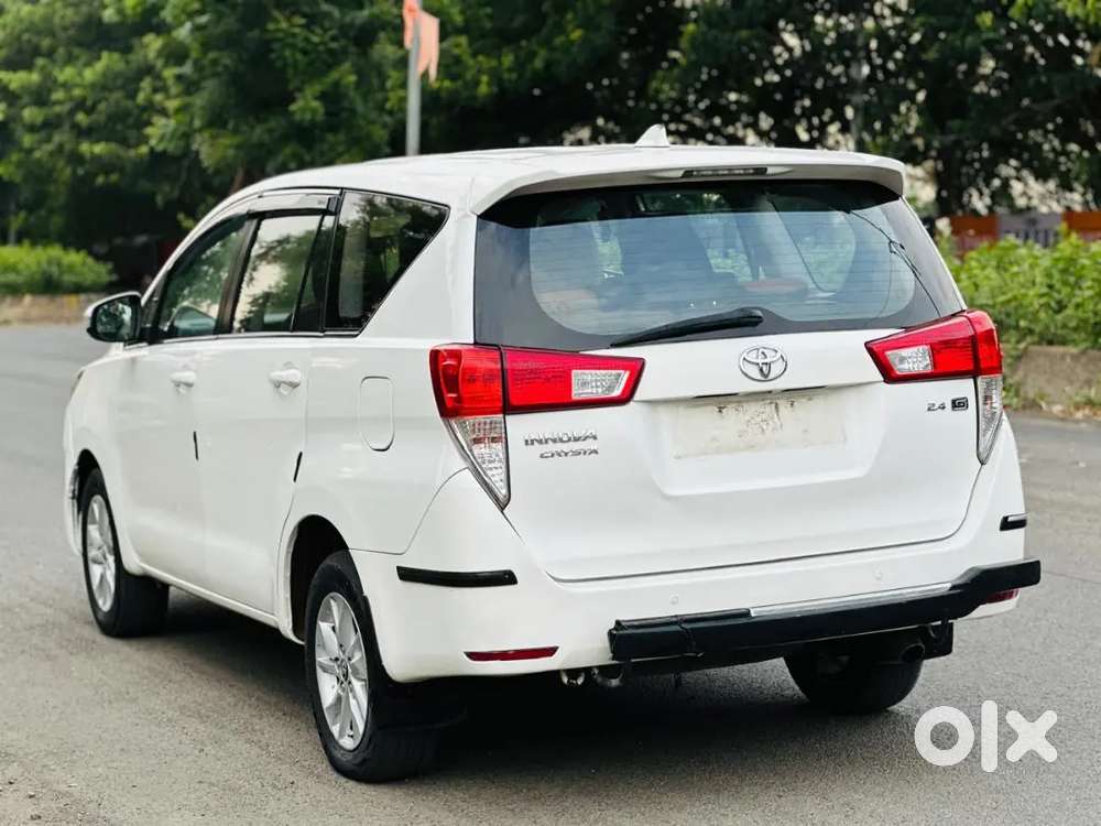 Toyota Innova Crysta 2019