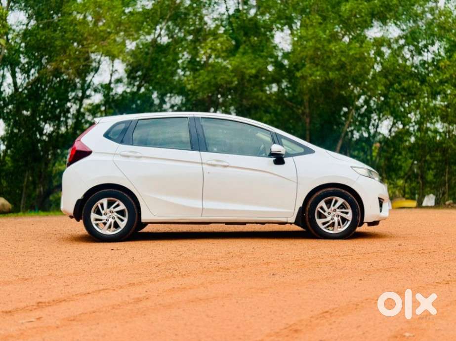 Honda Jazz V Cvt, 2017, Petrol