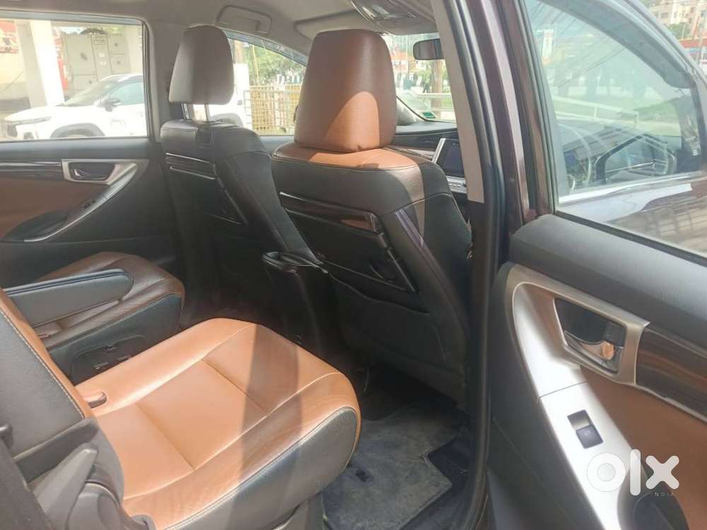 Toyota Innova Crysta 2.8 Z, 2017, Diesel