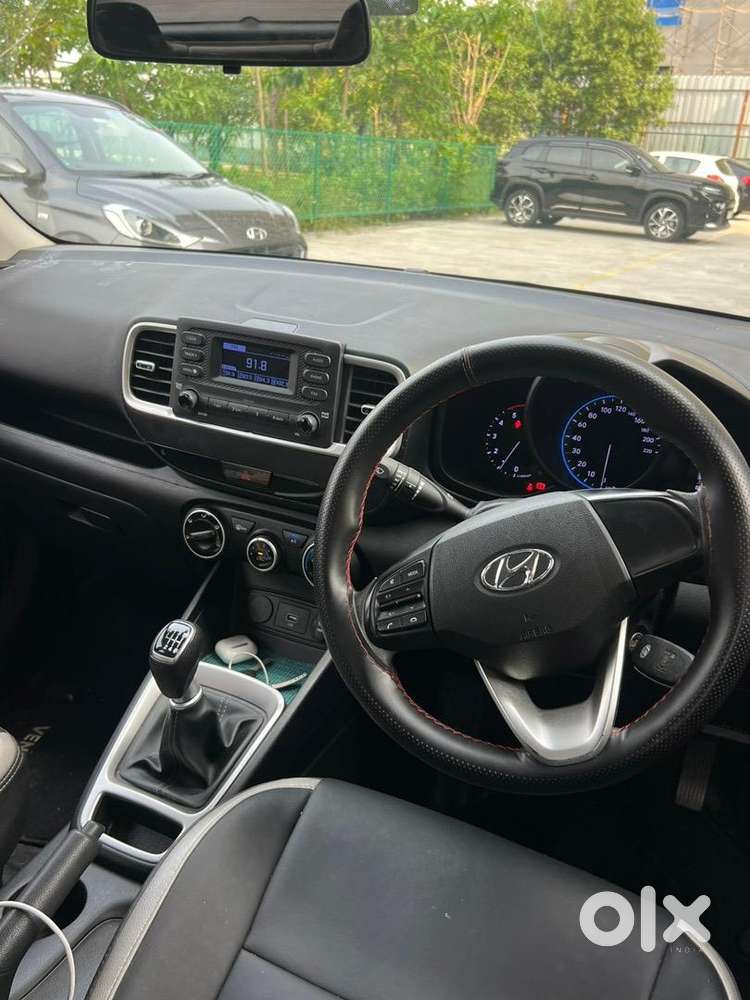 Hyundai Venue 2019 Diesel 48500 Km Driven