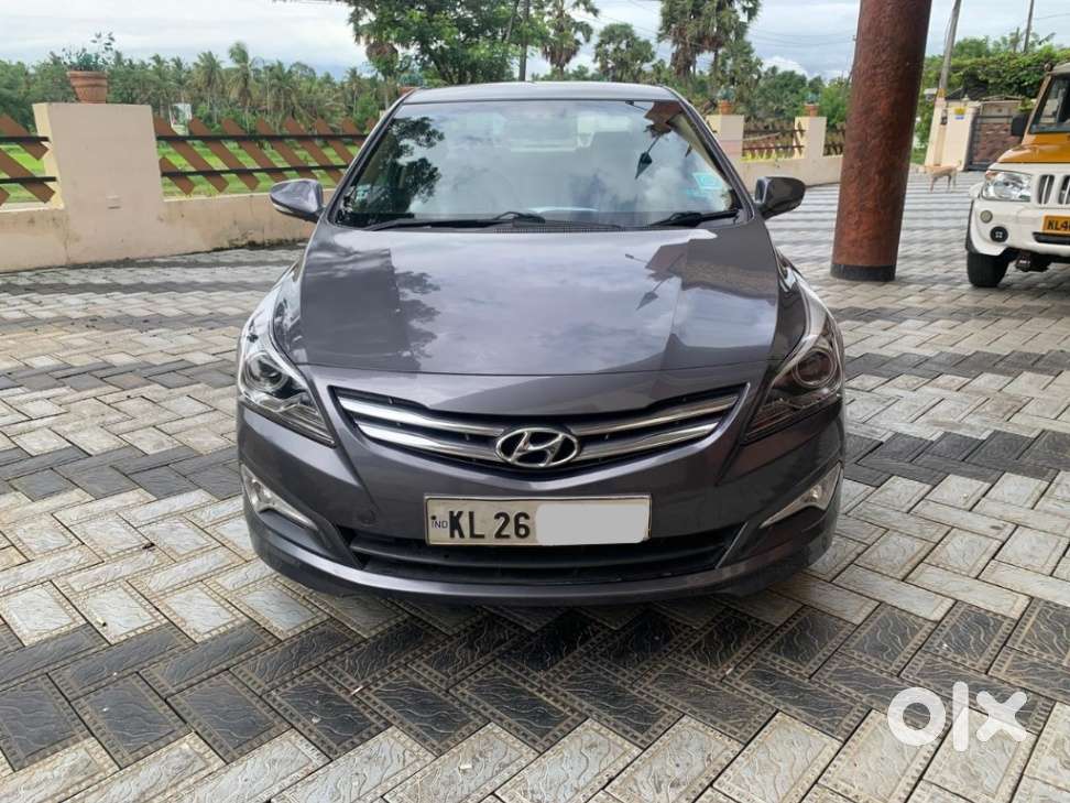 Hyundai Verna Fluidic 1.6 Vtvt Sx, 2015, Petrol